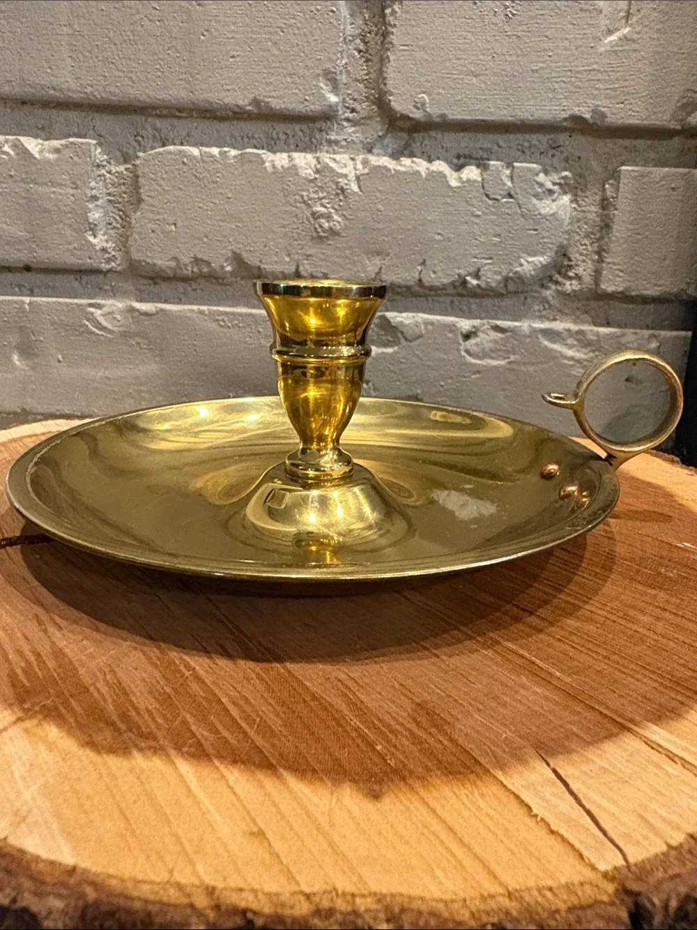 VTG Williamsburg Restoration Brass Chamberstick Candleholder - Picture 3 of 9